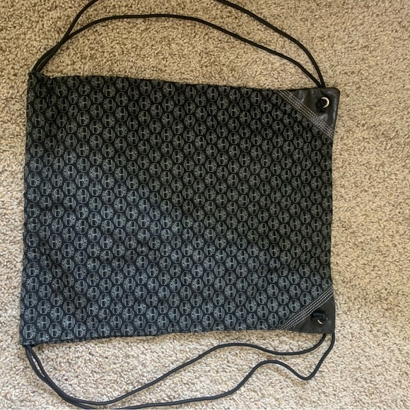 Timberland Black Backpack with Sleek Design - Picture 3 of 6